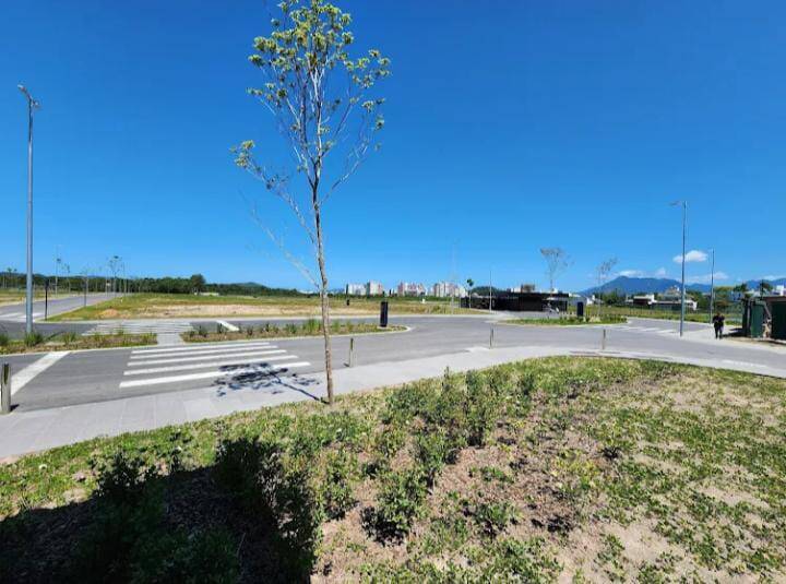 Casa, 4 quartos, 320 m² - Foto 32