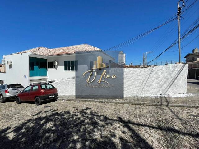 Casa para Venda em São José - 4