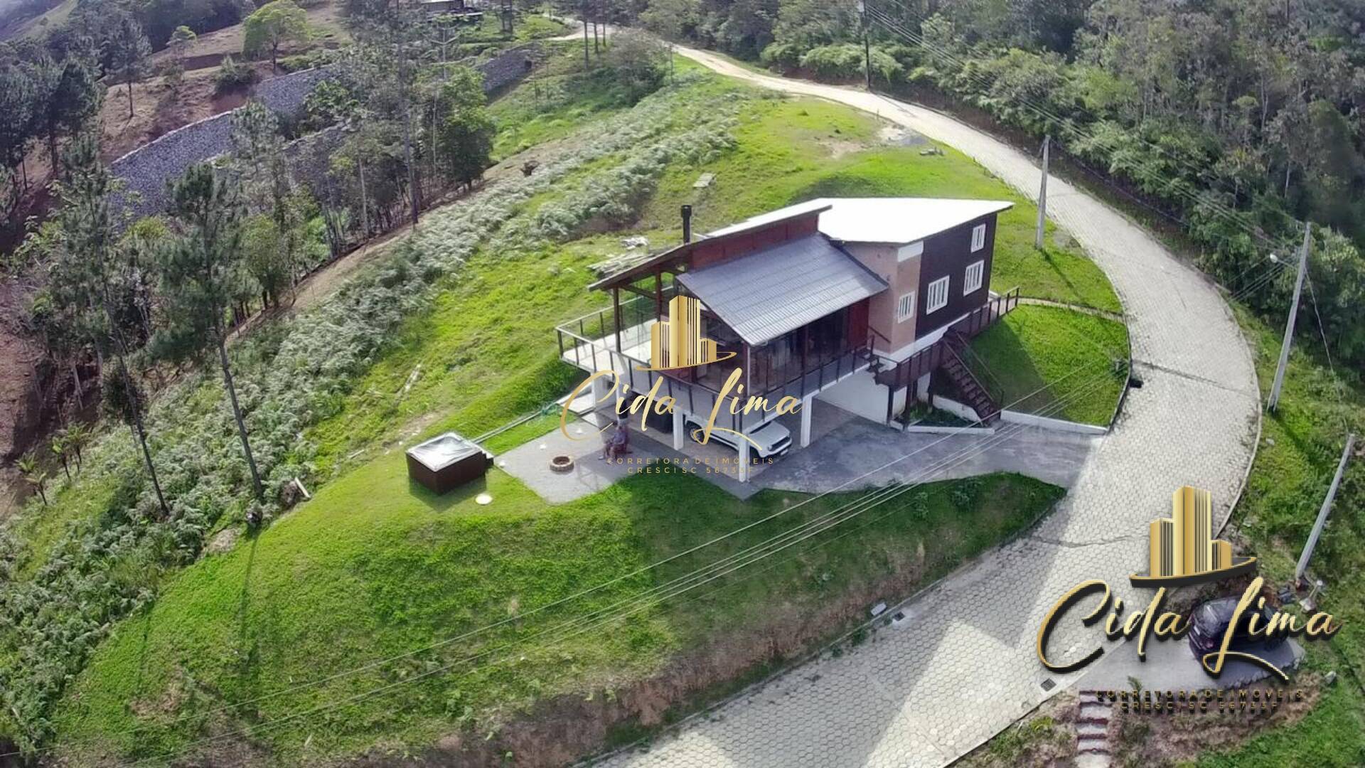 Casa, 3 quartos, 200 m² - Foto 1