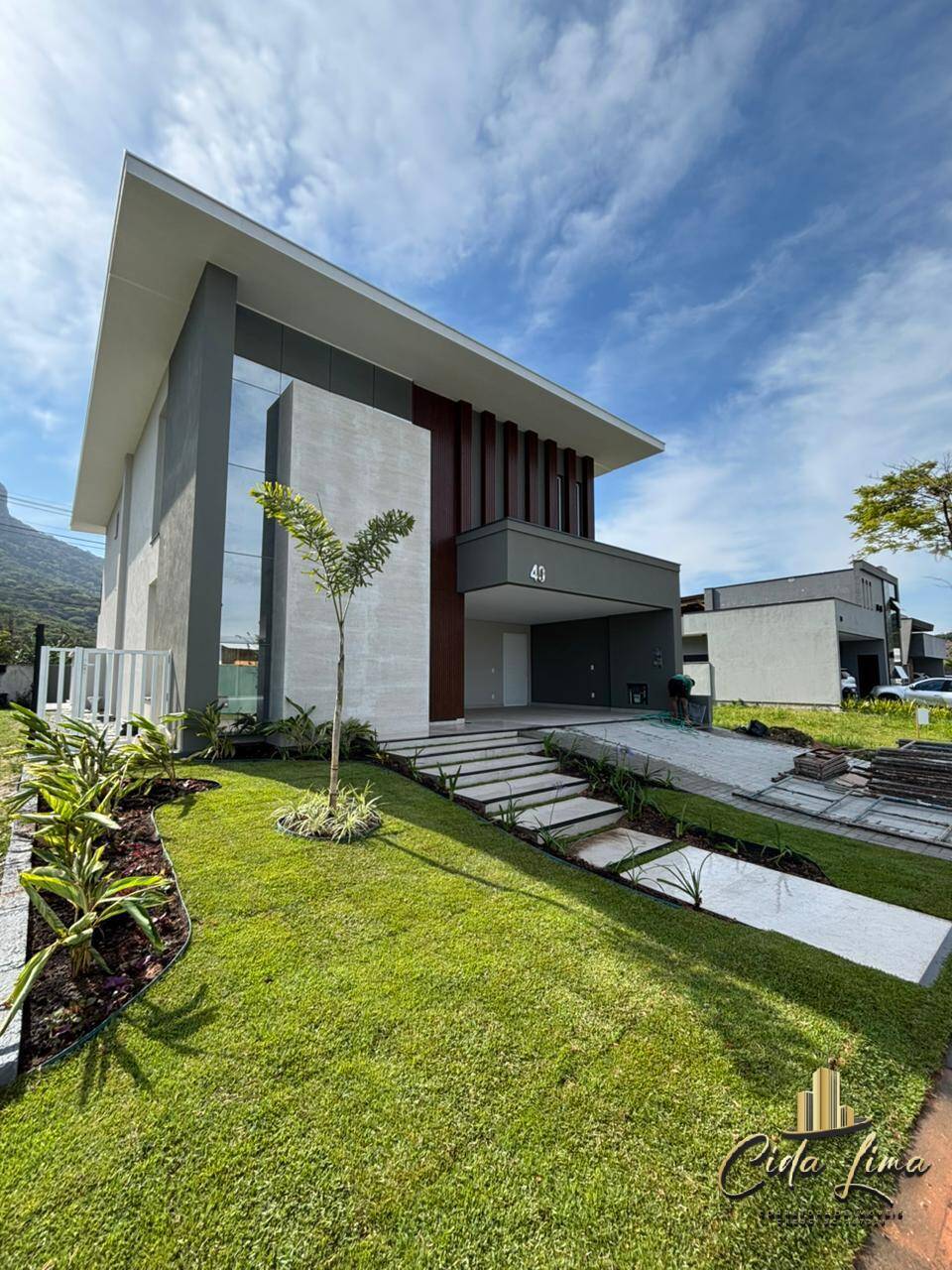 Casa, 4 quartos, 320 m² - Foto 1